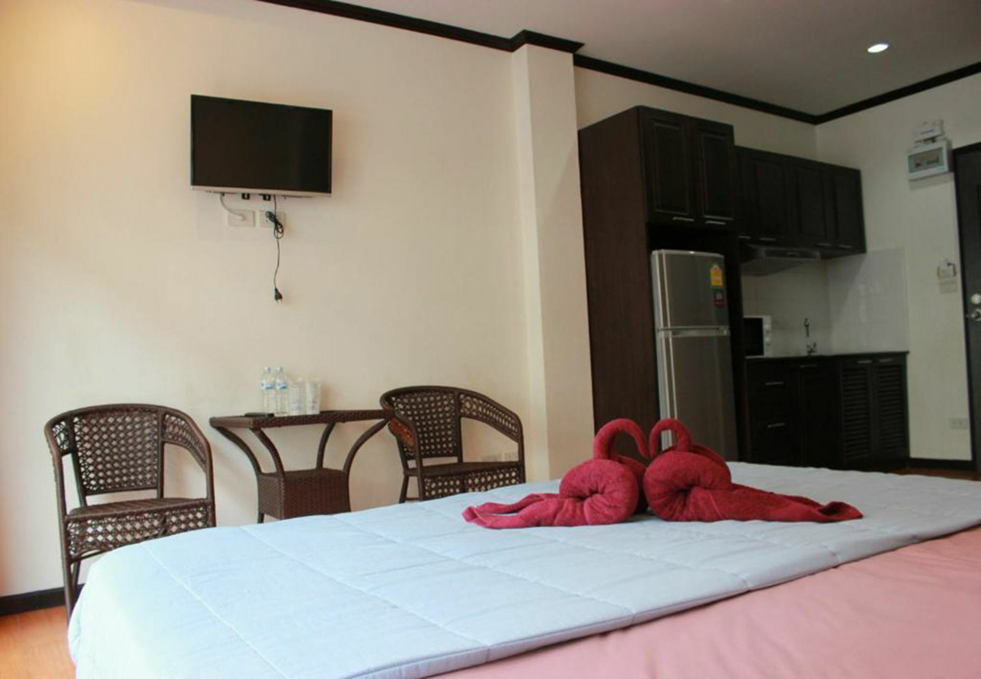 K&J Apartment Ban Nong Tabaek Bagian luar foto